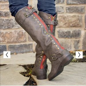 NEW!! Grey Boots w/ Red Zipper